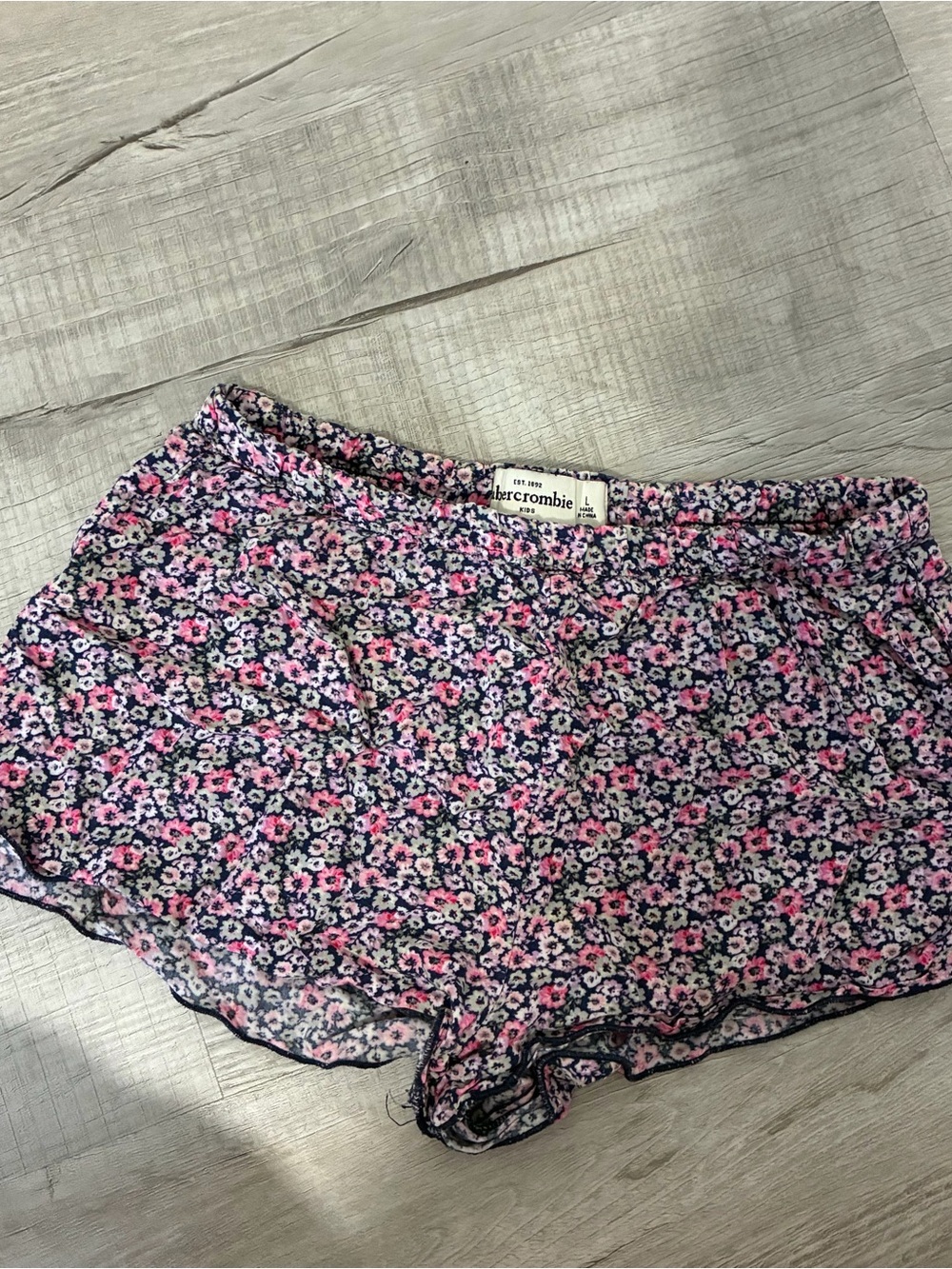 abercrombie and fitch kids floral shorts